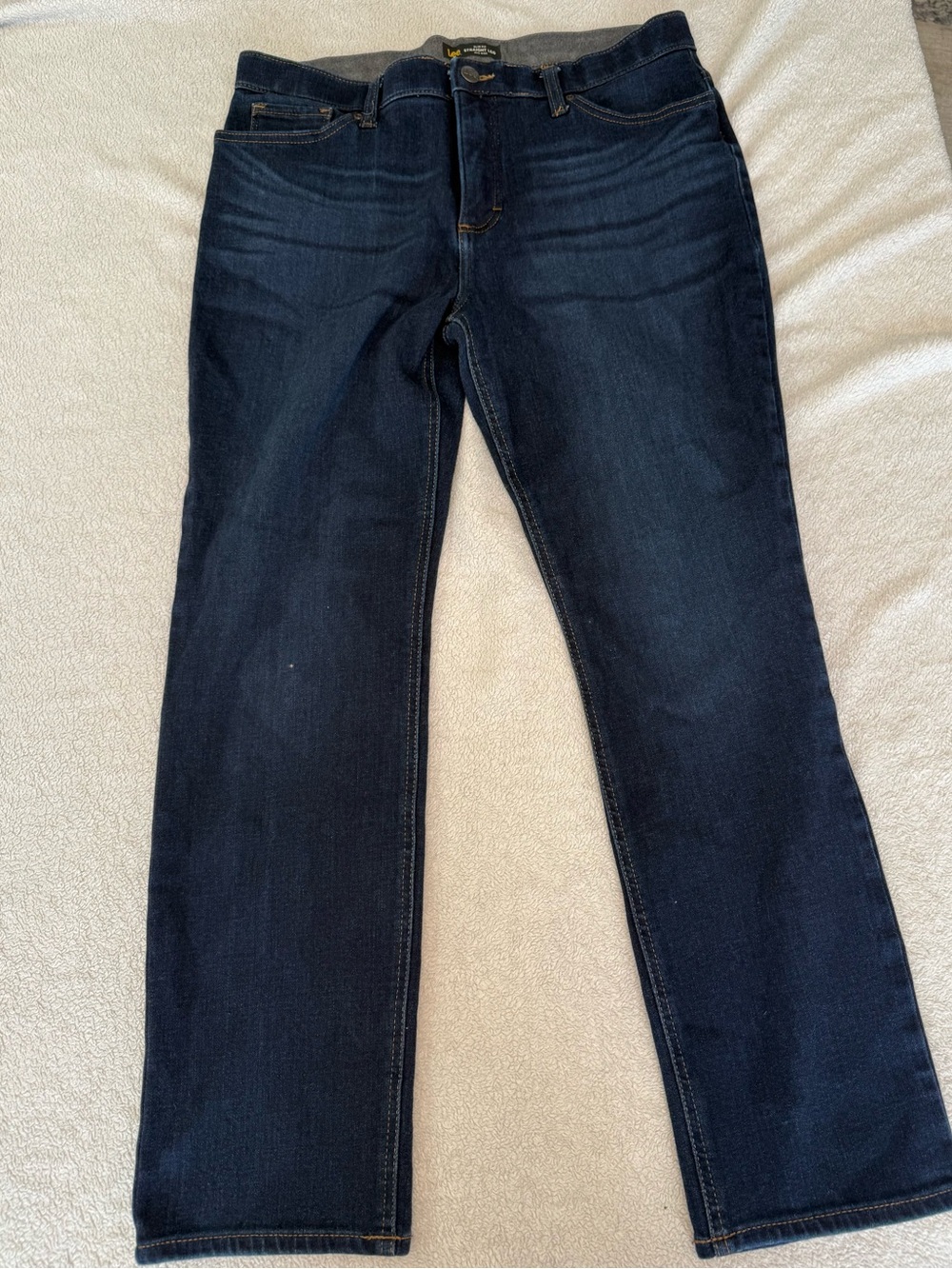 Lee Women's Straight-Leg Jeans in Dark Indigo